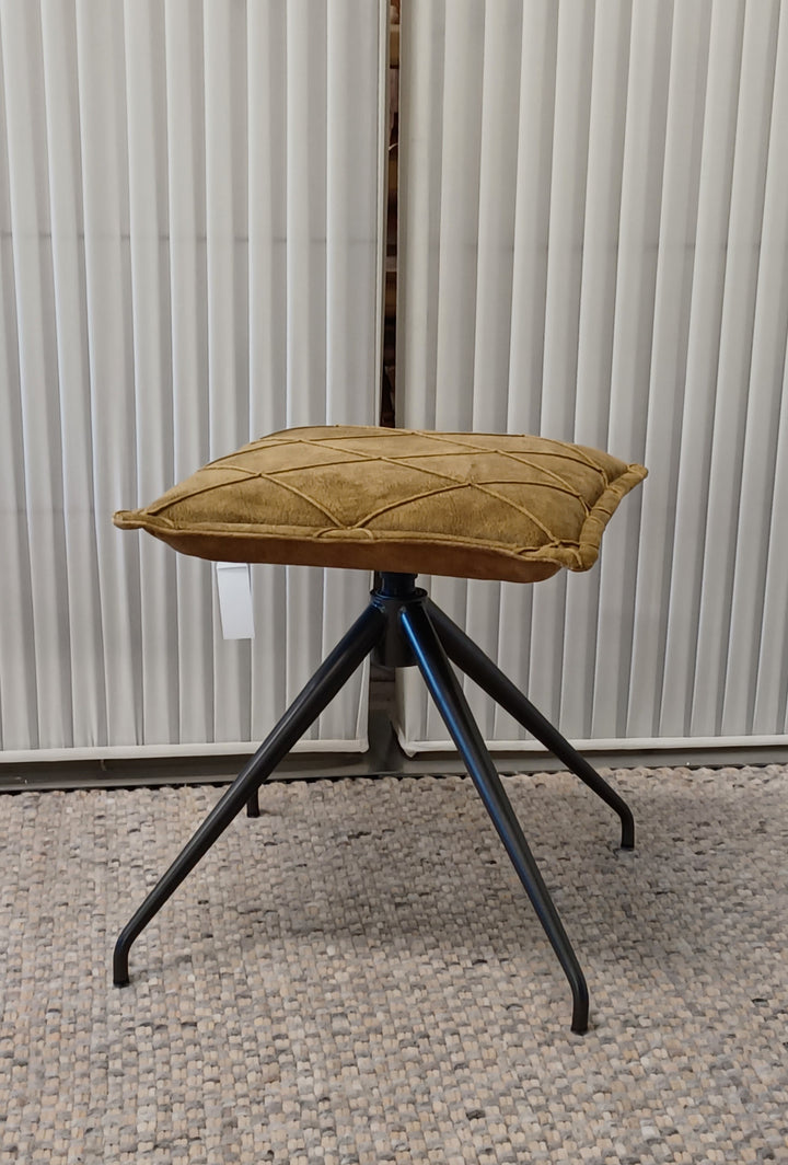 1915 Hocker Eckig