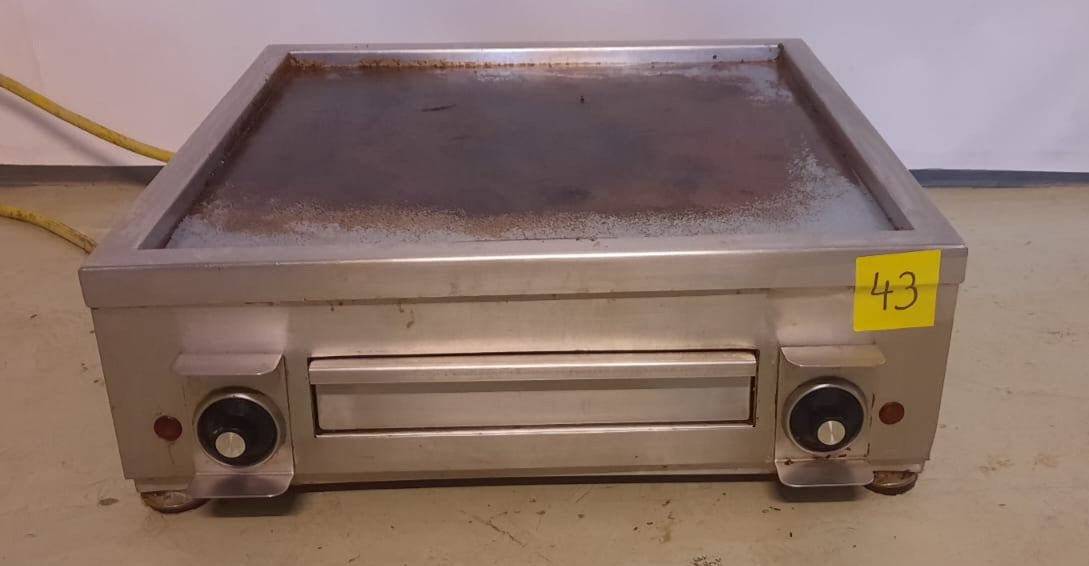 5043. Grillplatte