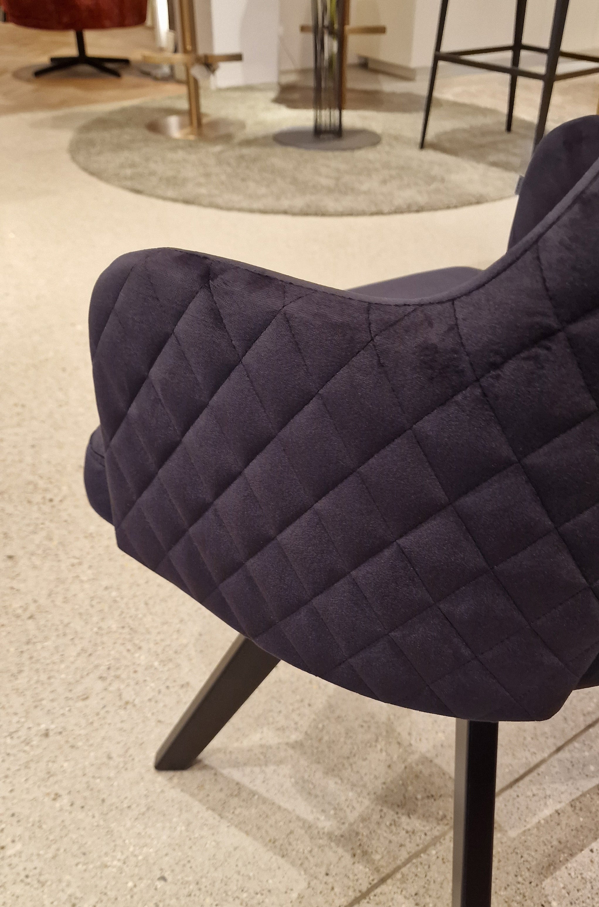 Armlehnstuhl, Drehstuhl