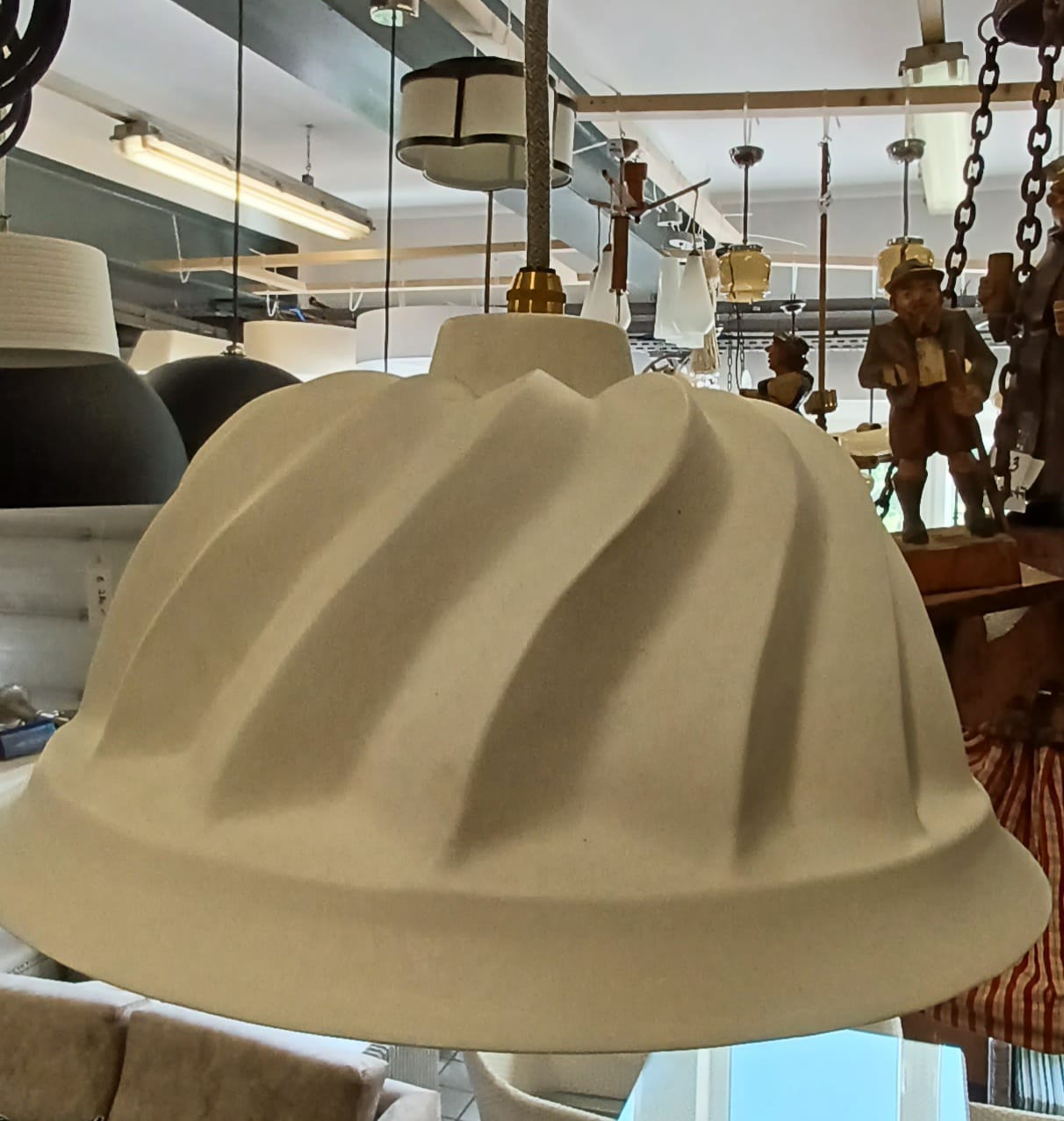 10046 Hängelampe beige