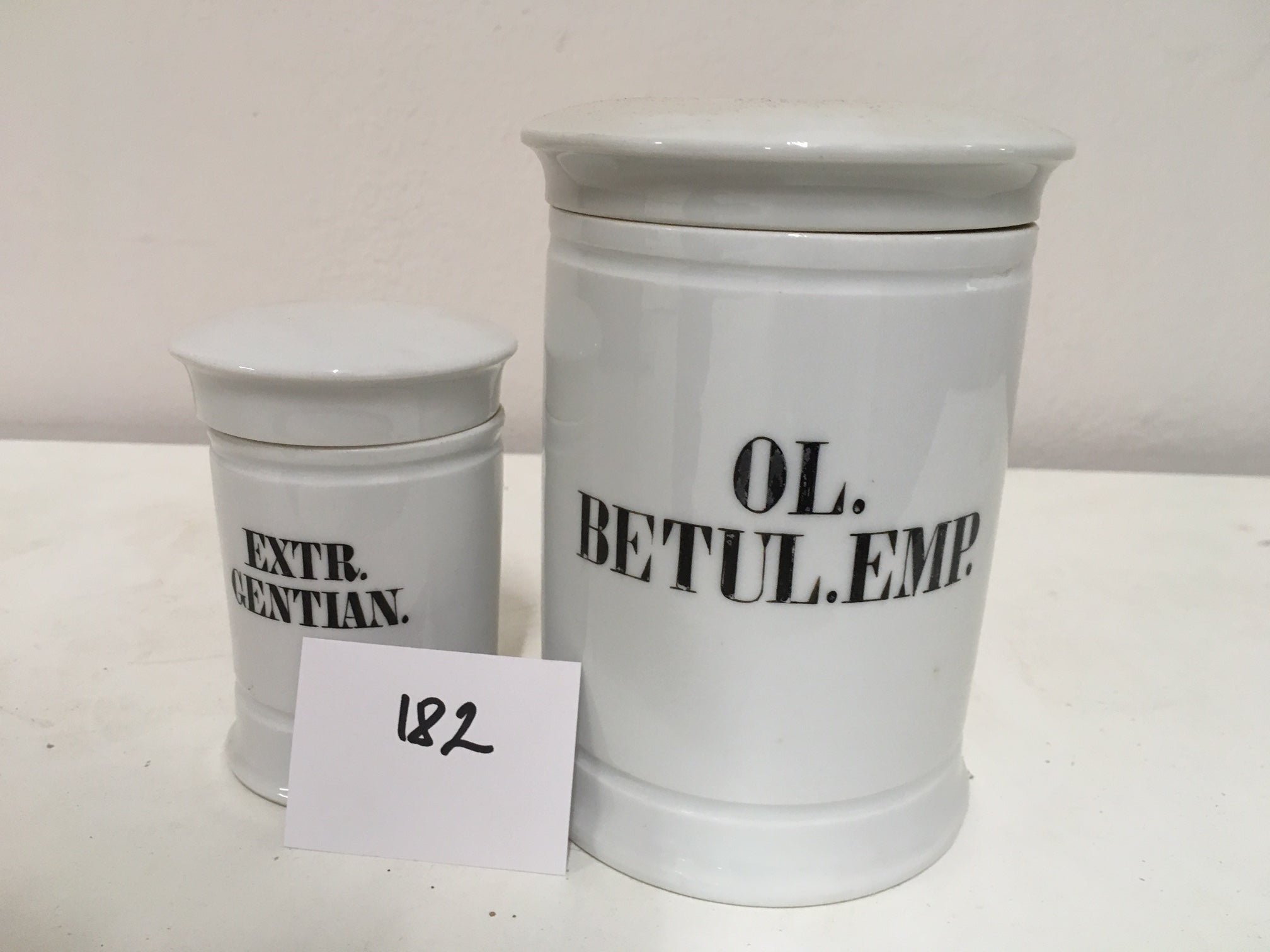 2182. Aufbewahrungsdosen