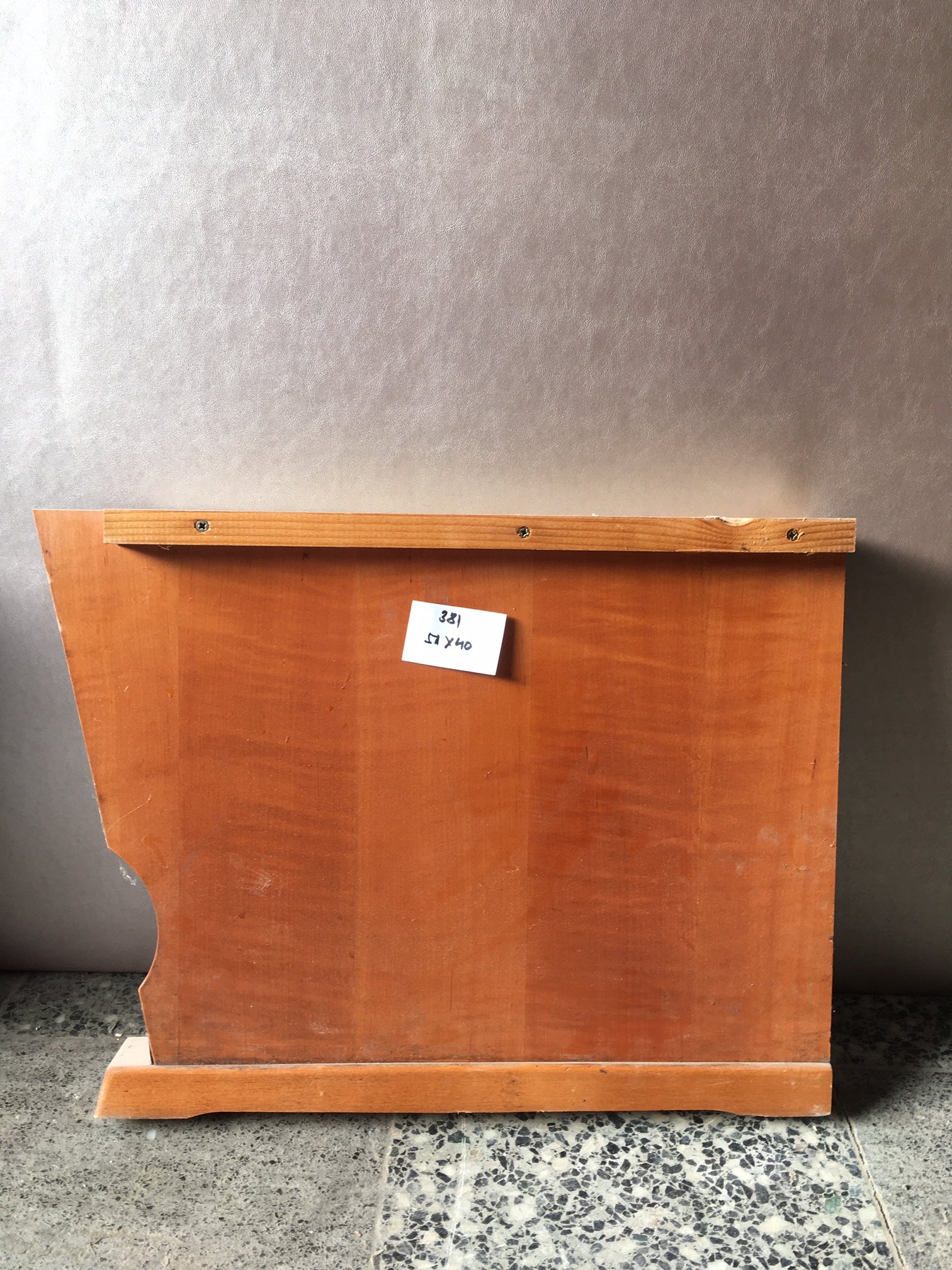 1381.Bankseite Mittelfuß