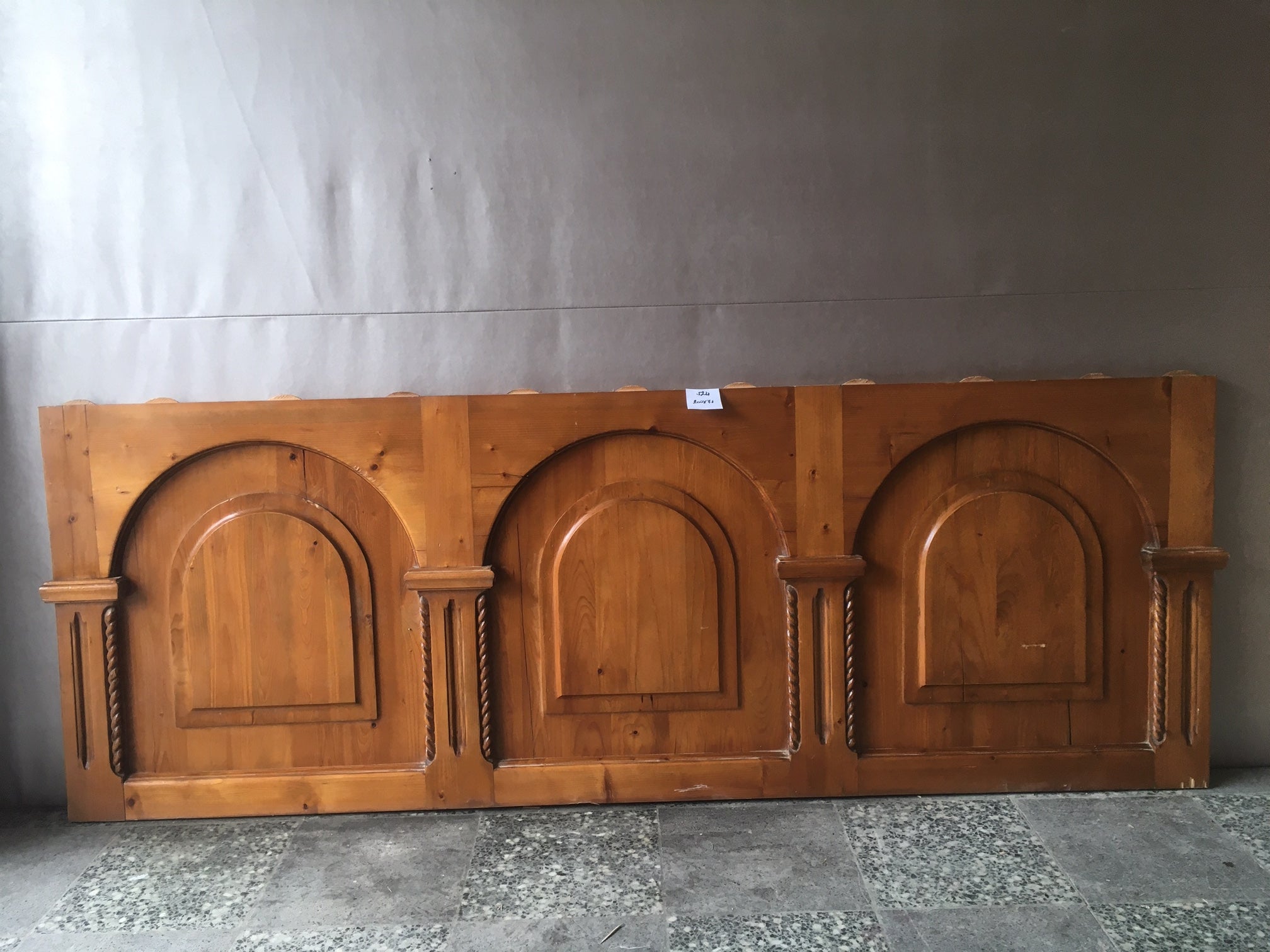 1524. Altes Möbelelement, Paneel