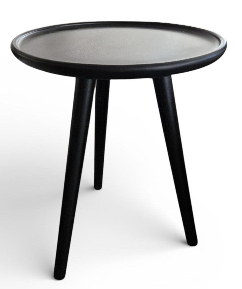 MG 1123 LOVE Beistelltisch schwarz