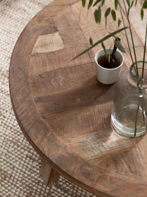 MG1381 Couchtisch 2024