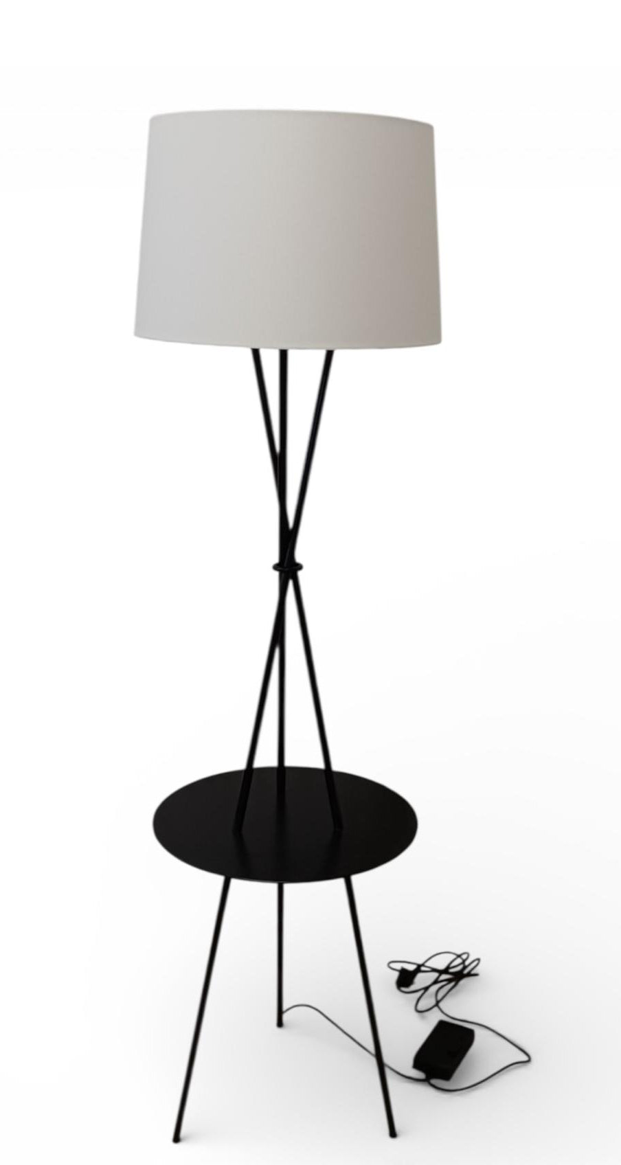 MG4284 Stehlampe klein 2026