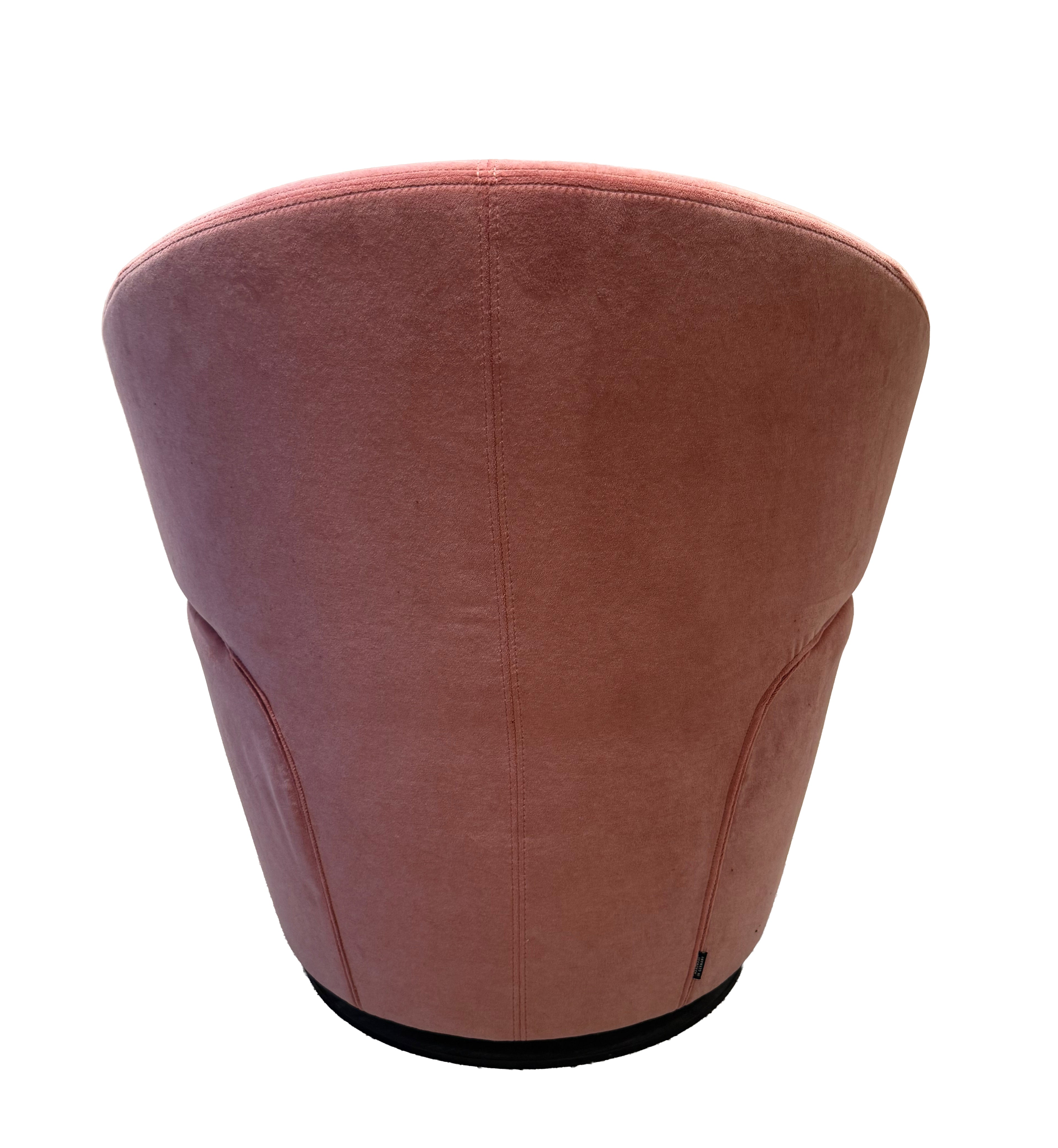 MG1221 Drehfauteuil 2024