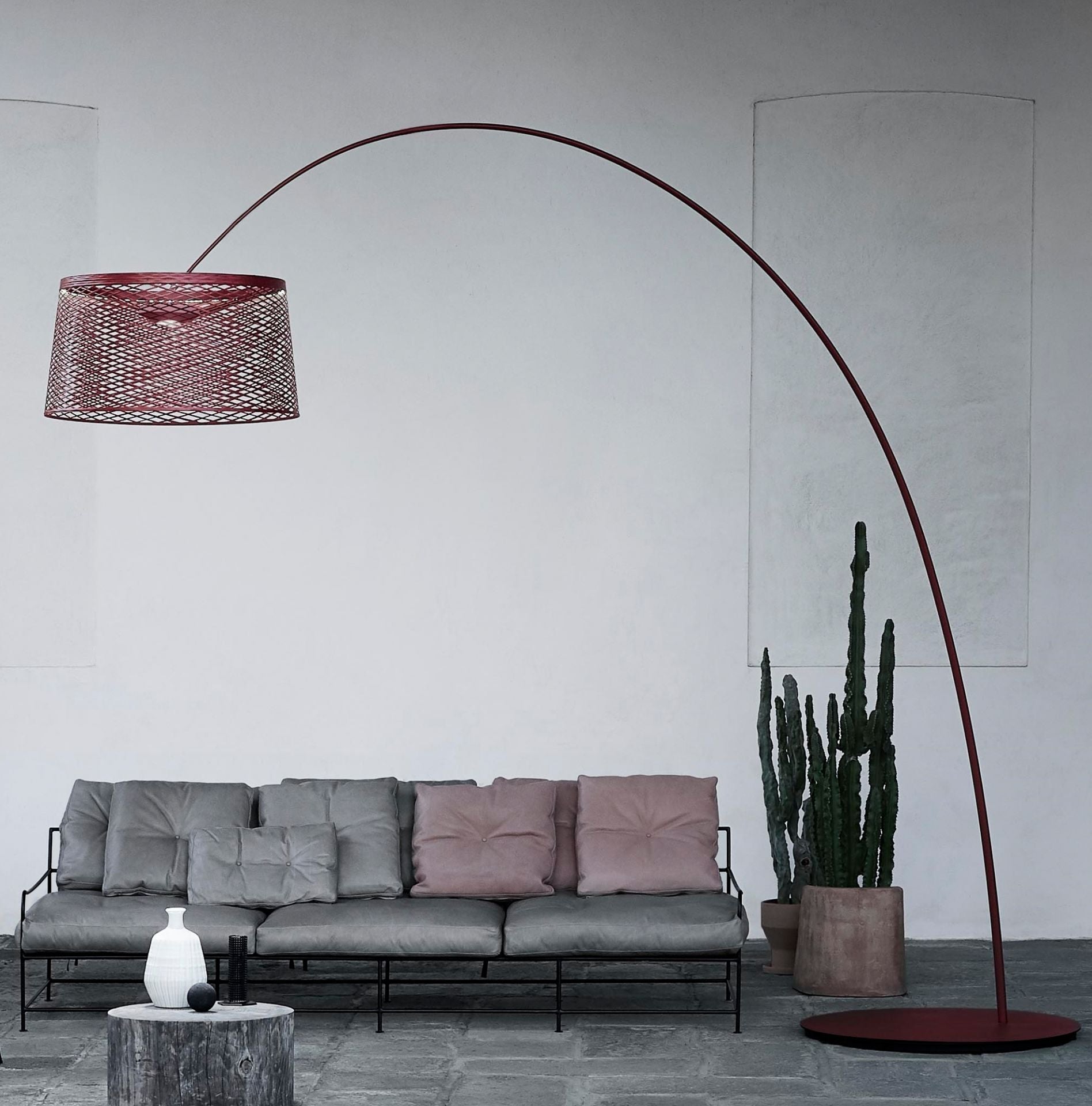 MG1247 Aussenbogenlampe 2026