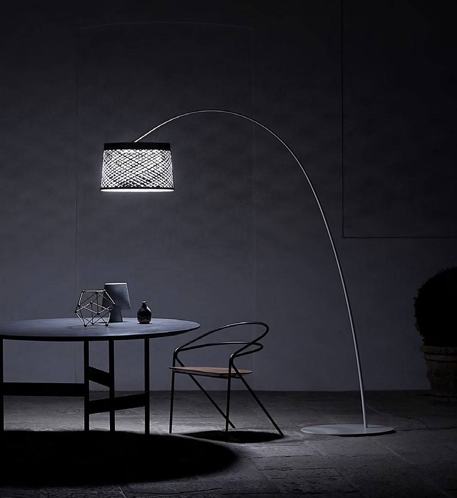 MG1247 Aussenbogenlampe 2026