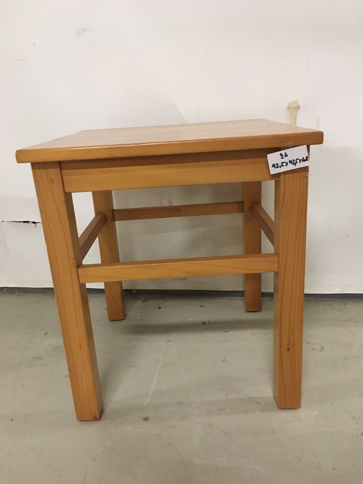 1094. Hocker