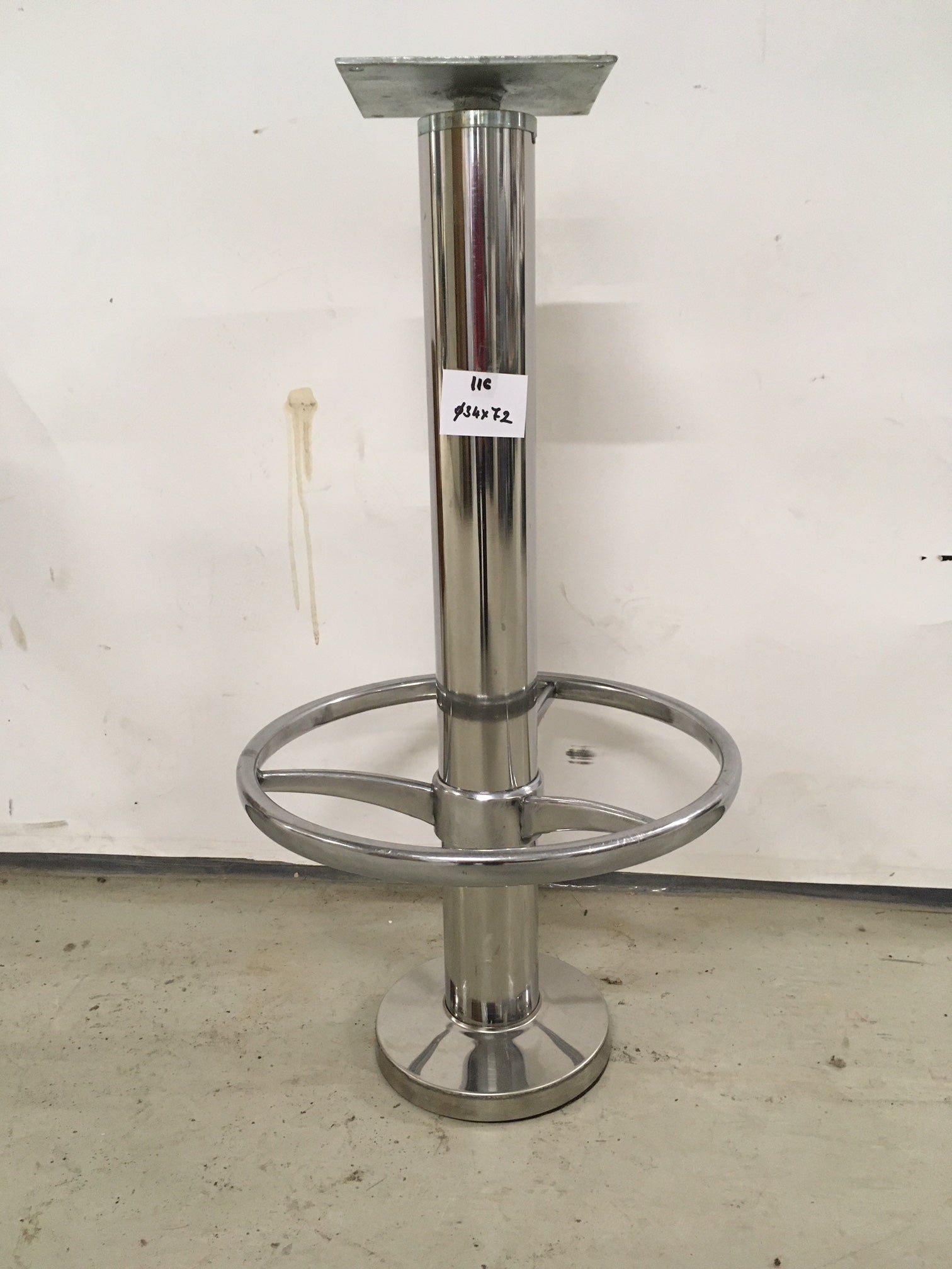 1116. Barhockergestell