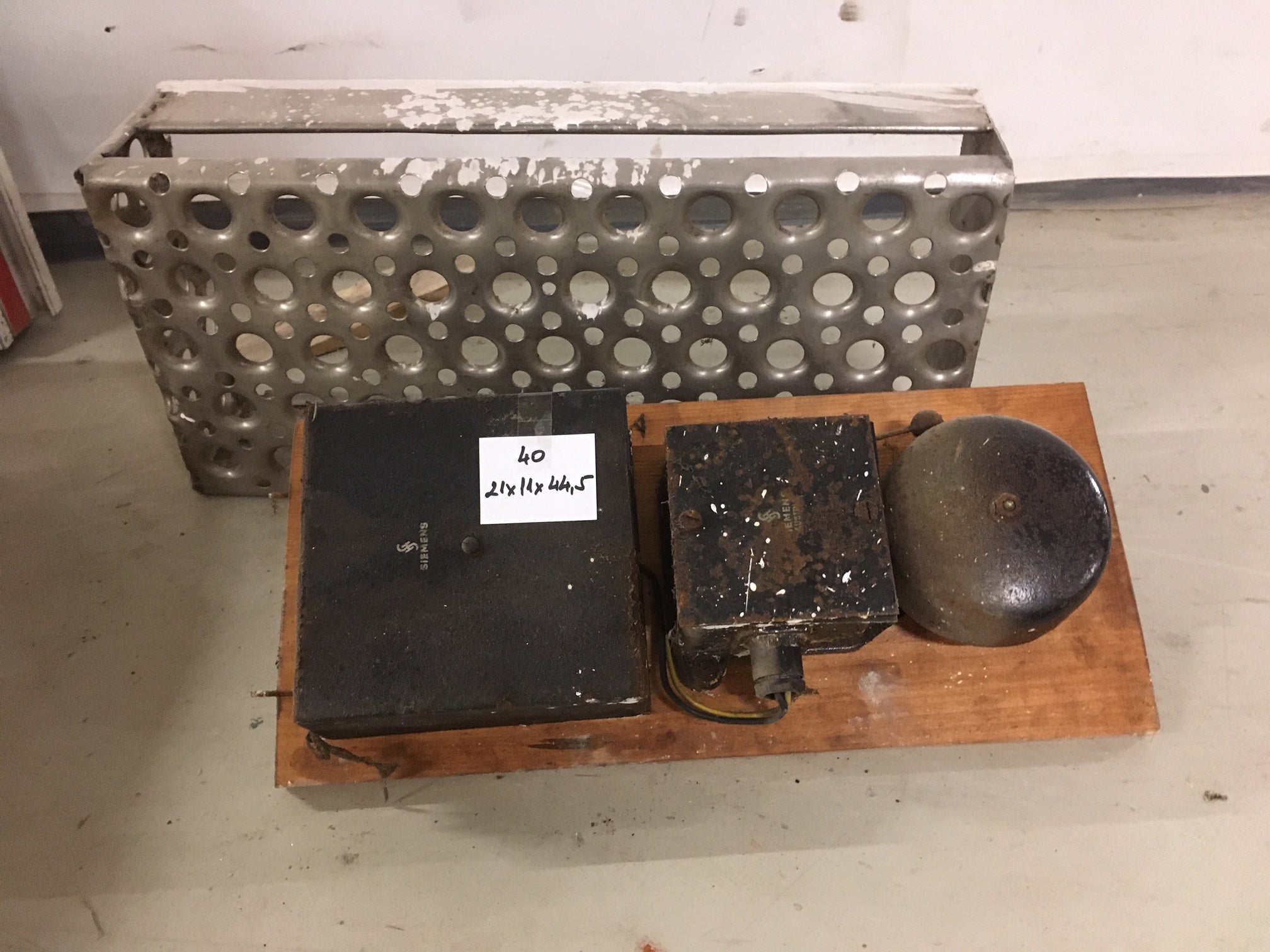2040 Türglocke mit Abdeckung